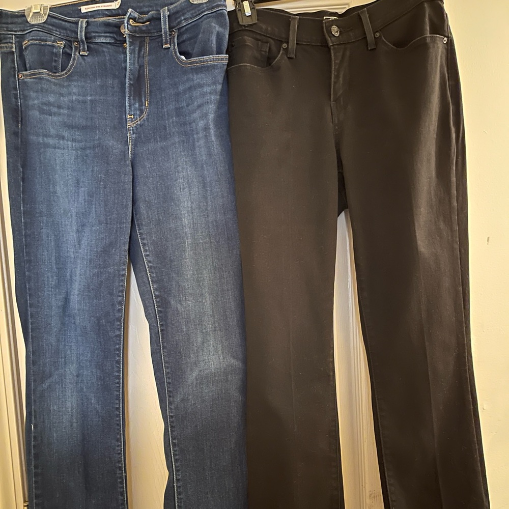 Women’s Levi’s Jeans.  Set of 2 Pair.  Worn 2x.  Excellent Condition!